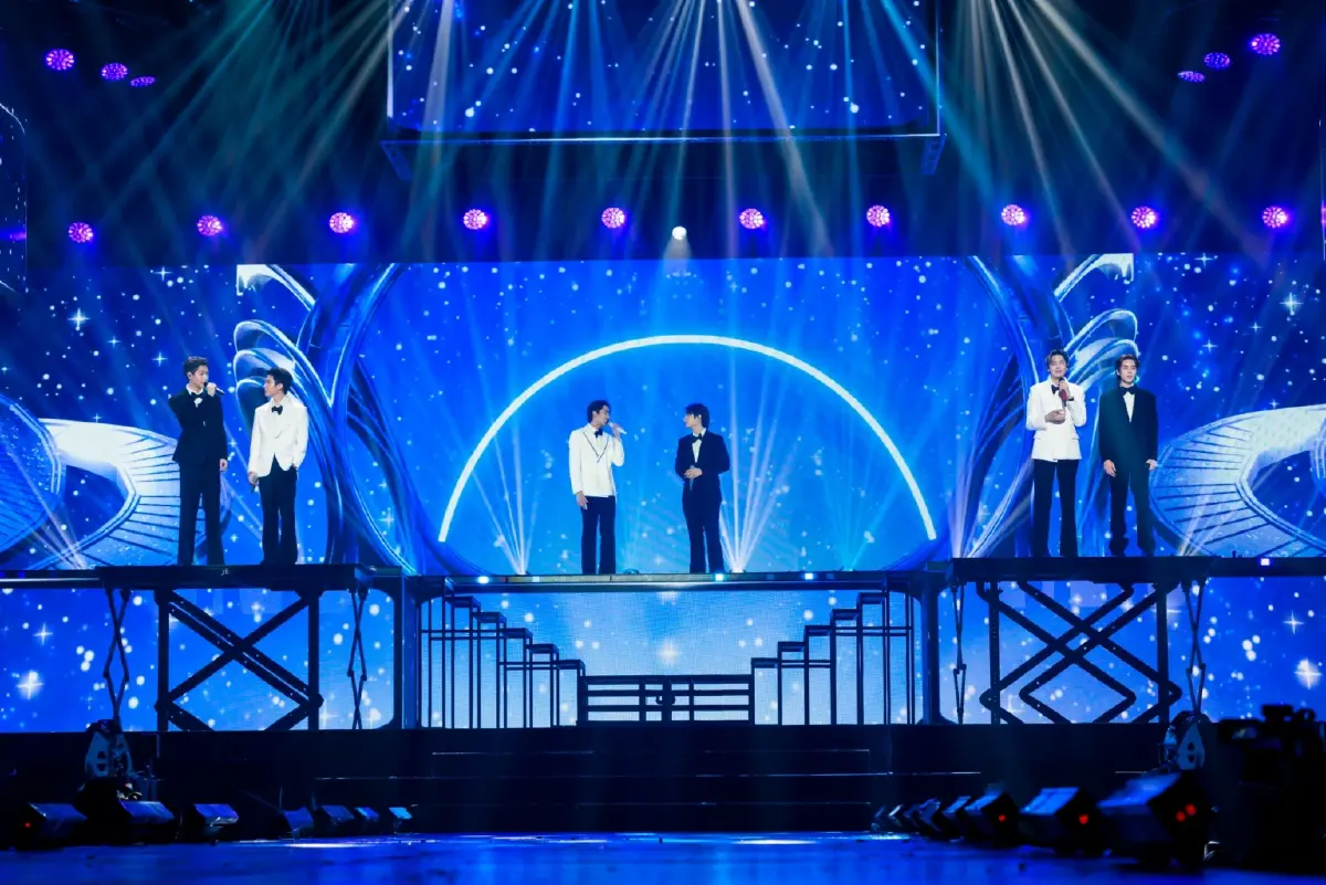 'เอิร์ท-มิกซ์-เฟิร์ส-ข้าวตัง-บุ๋น-เปรม' จัดโชว์ฟีลแฟนใน FEEL FAN FUN PARTY CONCERT