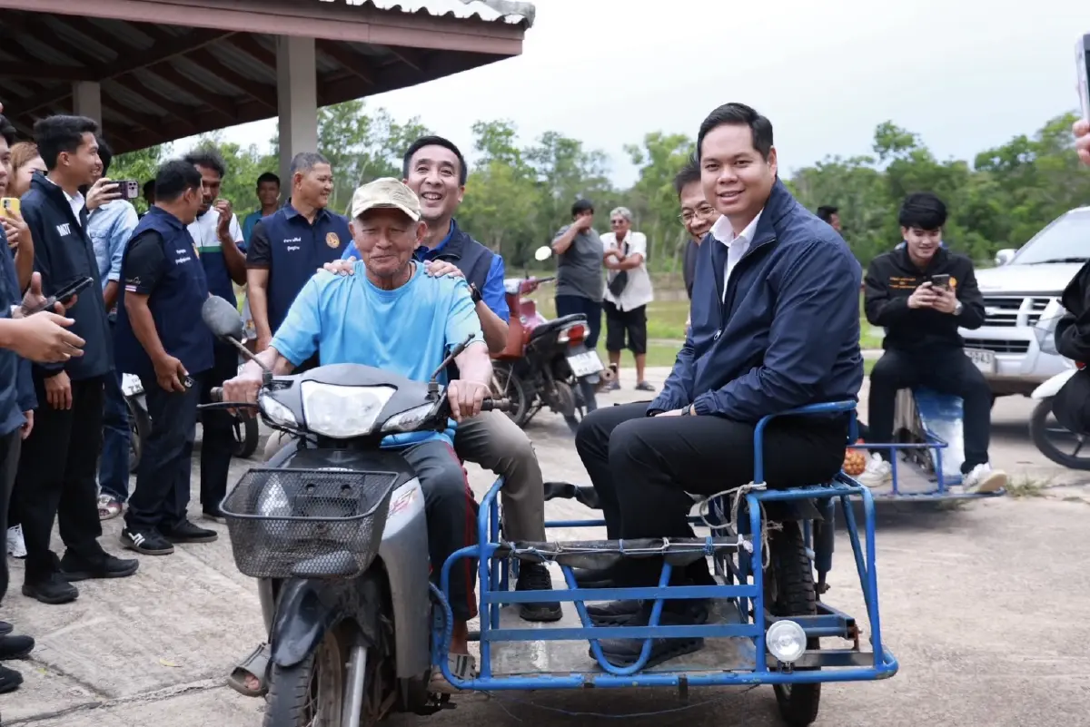'สรรเพชญ' ลงพื้นที่จ.ชุมพร แก้ขุดลอกร่องน้ำคลองปะทิว - คลองบางสน