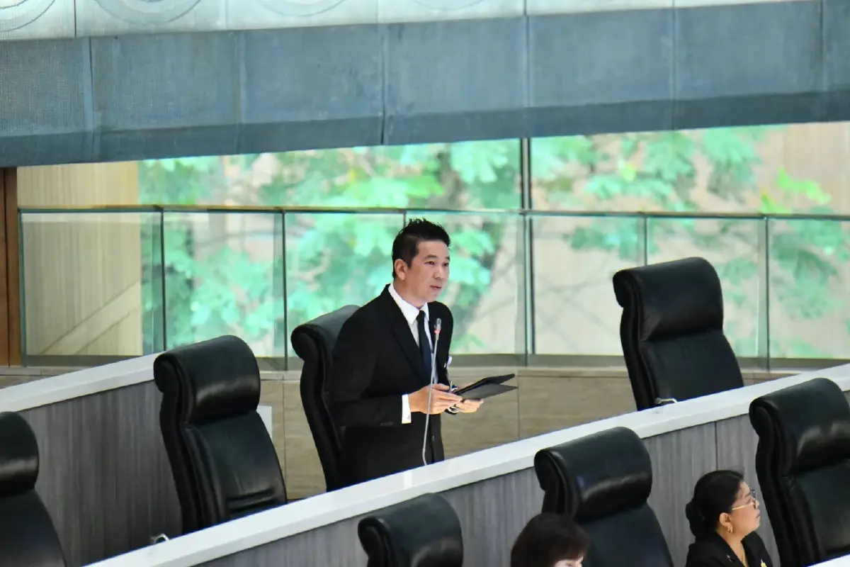 14 วันผ่าน 'โอนงบฯ หมื่นล้าน' จับตาผลพลอยได้ 'ระบอบน้ำเงิน'