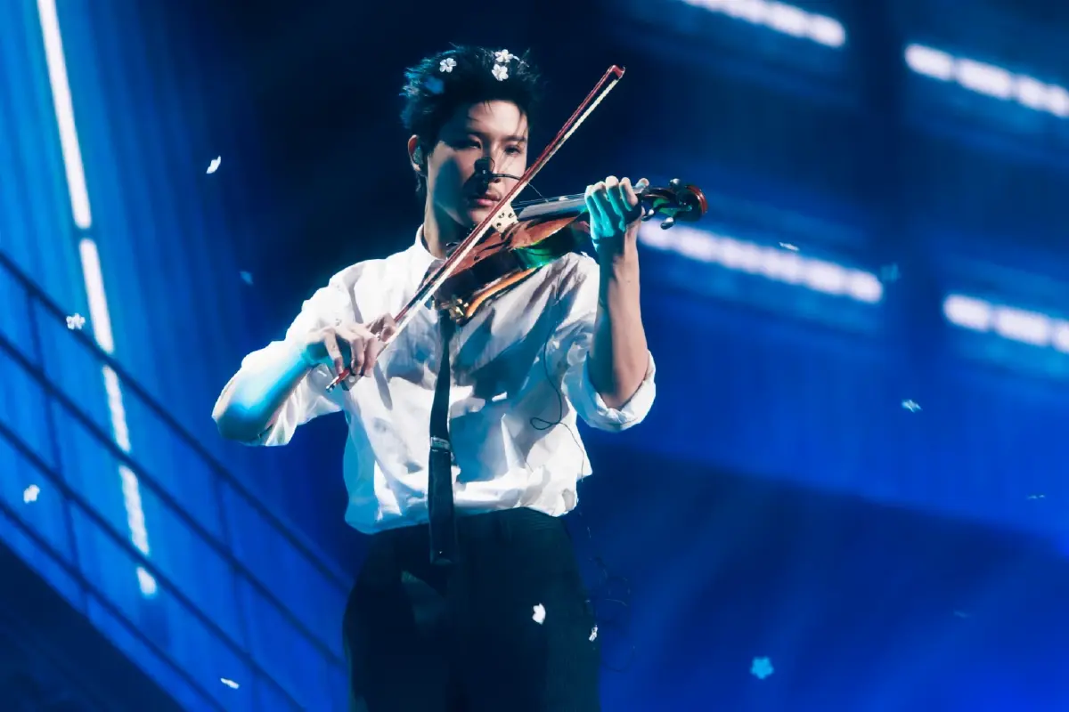 'เอิร์ท-มิกซ์-เฟิร์ส-ข้าวตัง-บุ๋น-เปรม' จัดโชว์ฟีลแฟนใน FEEL FAN FUN PARTY CONCERT