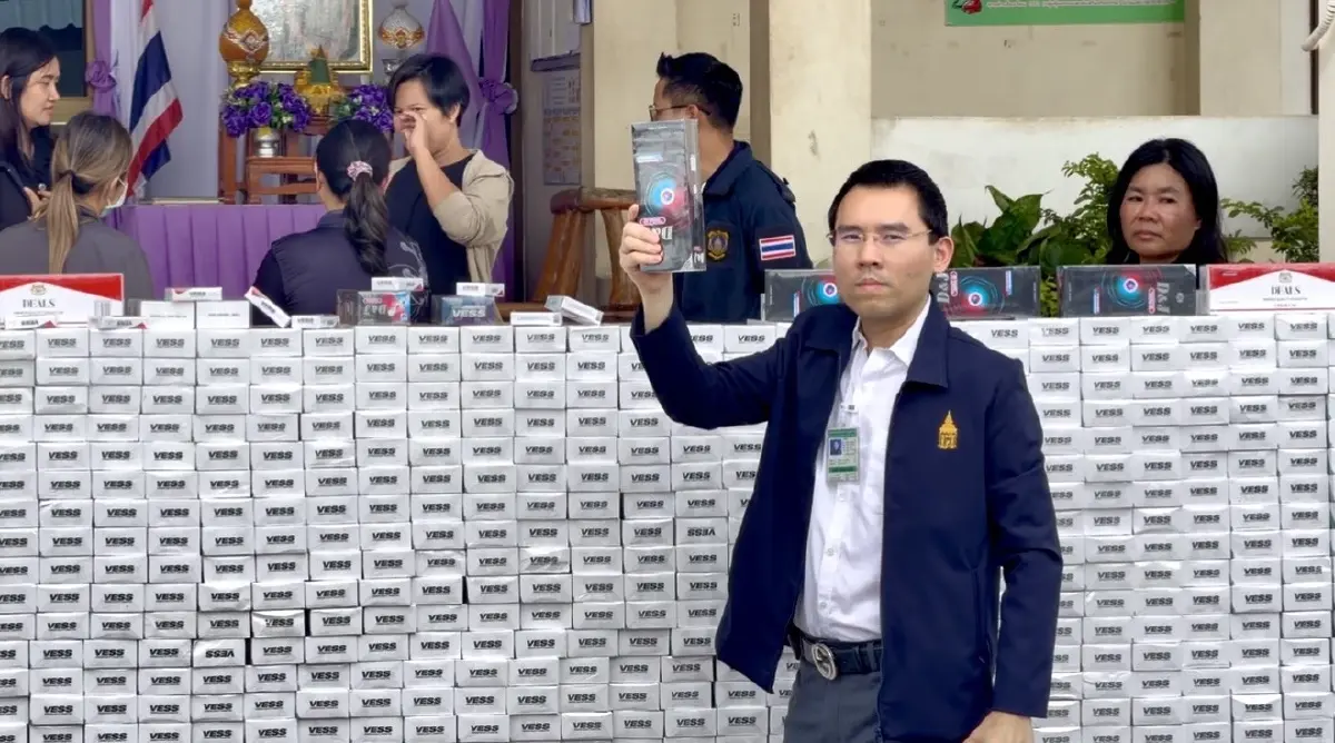 ศุลกากรช่องจอม-ศูนย์ปณ.โคราช เปิดปฏิบัติการ 'สกัดมะเร็งส่งด่วน' จับบุหรี่เถื่อนบิ๊กล็อต