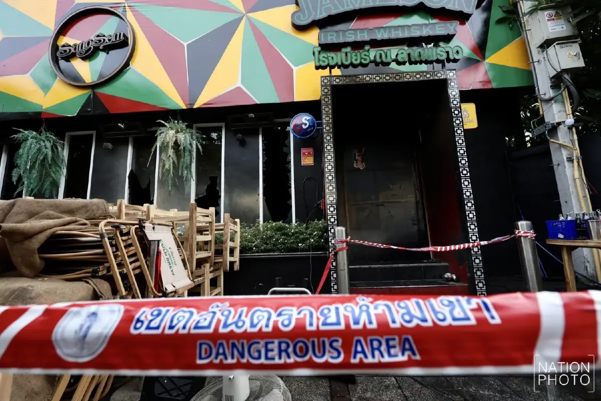 'โรงเบียร์ ณ ลาดพร้าว' เช้านี้ หลังไฟไหม้กลางดึก ตาย 27 เจ็บ 63 ราย