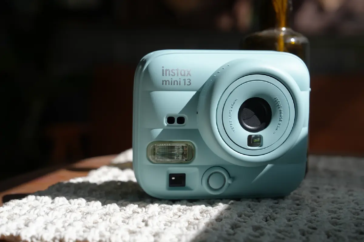 ความทรงจำที่จับต้องได้! รีวิว Instax Mini 13 กล้องหน้าตาดี ฟีเจอร์ครบ ในงบ 3,000 มีทอน