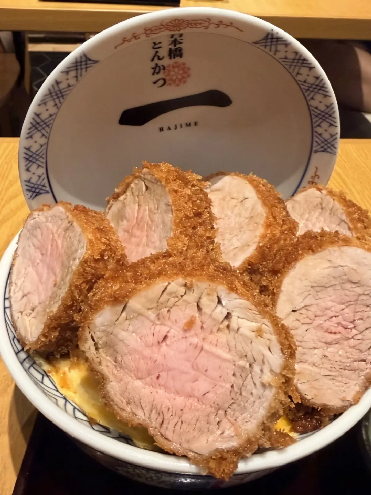 'ทงคัตสึ ฮาจิเมะ' ร้านหมูทอดคิวยาวจากโตเกียว ชิ้นใหญ่ เนื้อฉ่ำ ปักหมุดไทยแลนด์แล้ว