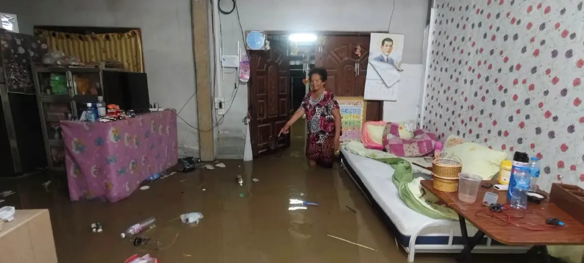 ฝนตกหนักตี 3 ส่งผลมวลน้ำป่าหลากท่วมเพชรบูรณ์กระจาย 5 ตำบลแล้ว