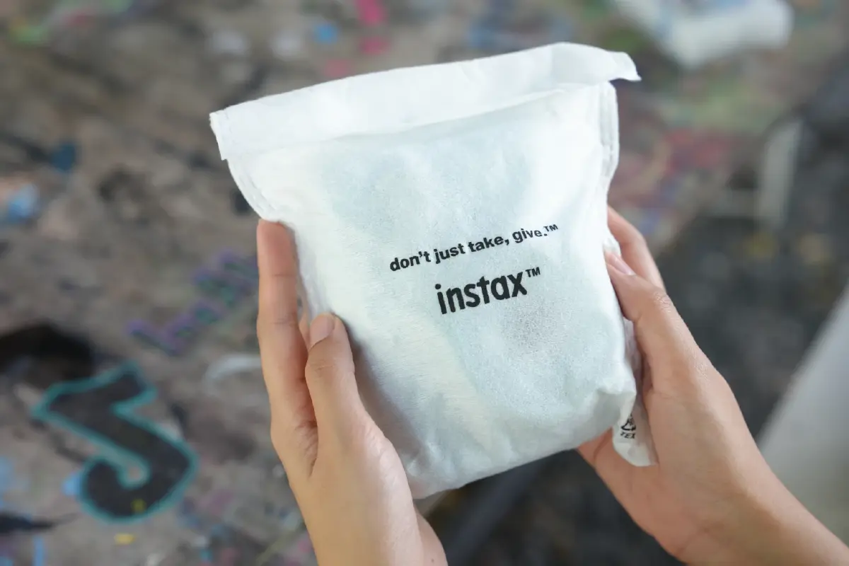 ความทรงจำที่จับต้องได้! รีวิว Instax Mini 13 กล้องหน้าตาดี ฟีเจอร์ครบ ในงบ 3,000 มีทอน