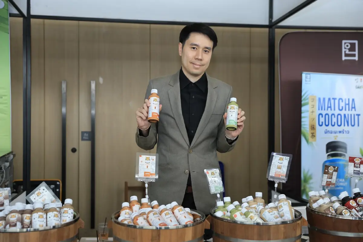 ‘พยัคฆ์’ ชาของอดีตหนุ่ม IT กวาดยอดขายวันละ ‘1 แสนขวด’ ดันสินค้าเข้า 7-Eleven-ห้างทั่วประเทศ