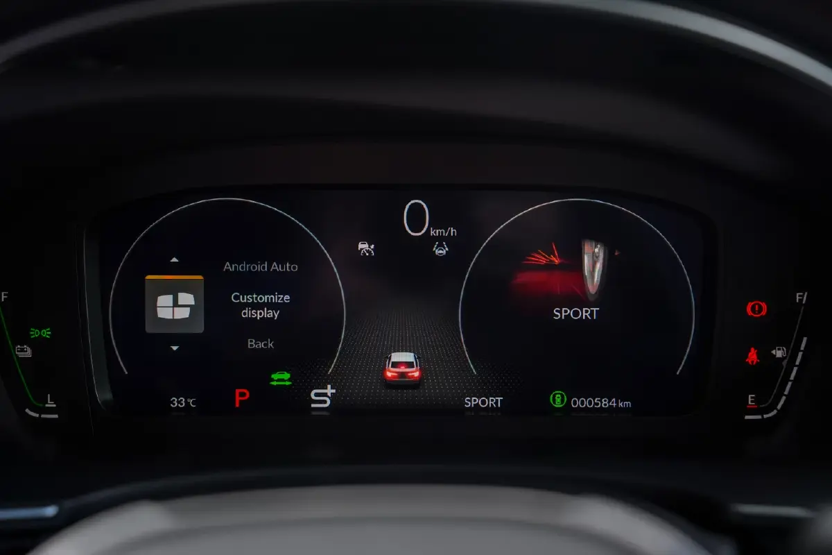 ฮอนด้า Civic e:HEV เติม S+ Shift เสริมอารมณ์สปอร์ต ลุย ช้าง เซอร์กิต