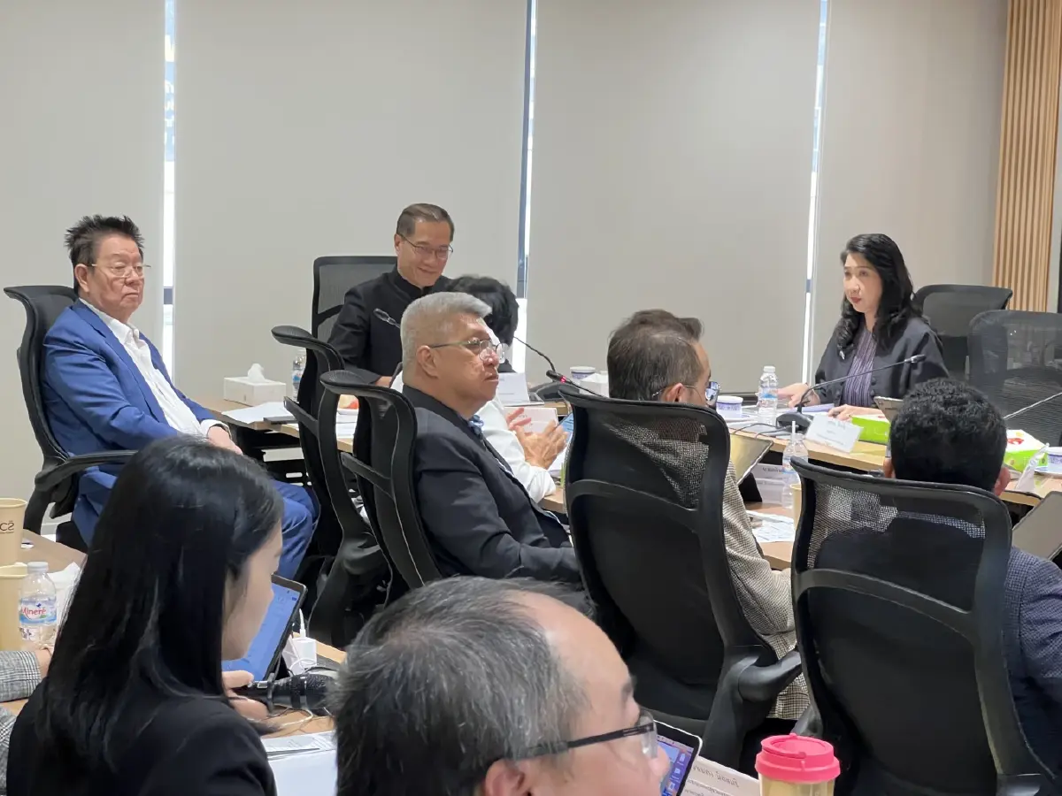 ประชาพิจารณ์ ‘ค่าเหยียบแผ่นดิน’ 450 บาท ‘วีระศักดิ์’ ย้ำโปร่งใสบริหารกองทุนหมื่นล้าน