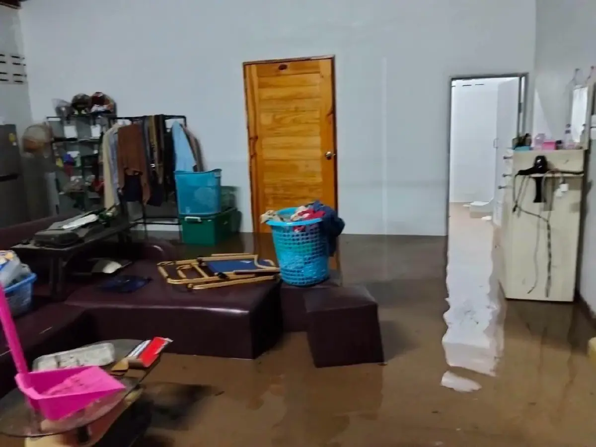 ฝนตกหนักตี 3 ส่งผลมวลน้ำป่าหลากท่วมเพชรบูรณ์กระจาย 5 ตำบลแล้ว