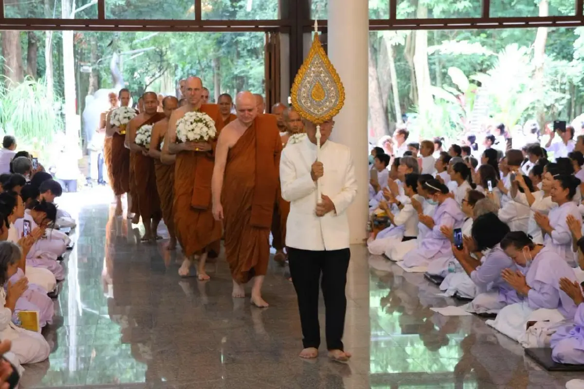 อุบลฯ ต้อนรับ 'สมเด็จฌอน ชยสาโร' เยือนวัดหนองป่าพง รำลึกหลวงปู่ชา