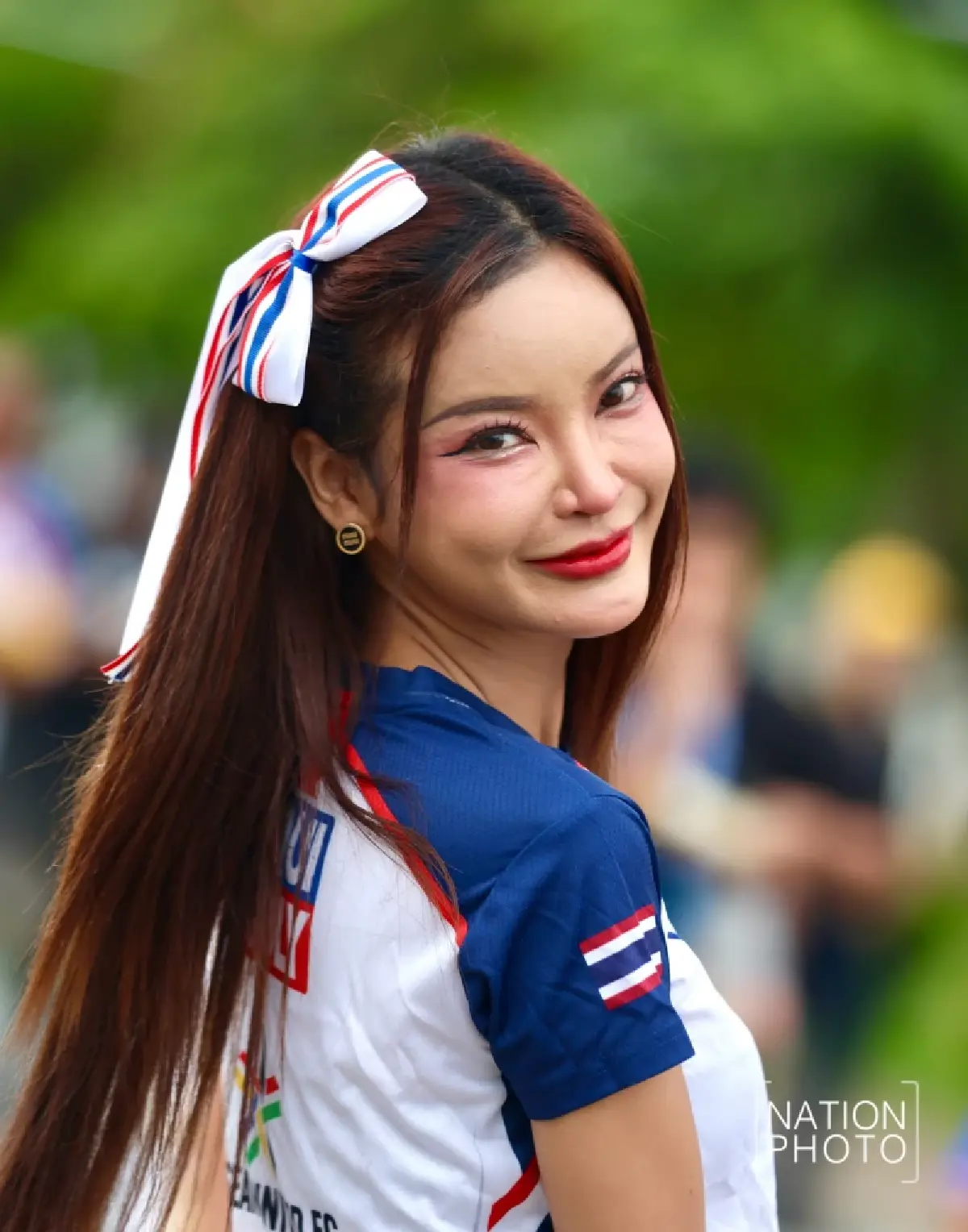 แฟนบอลทยอยเข้าสนามราชมังฯ ร่วมเชียร์ ทีมชาติไทย ดวล สิงคโปร์ ศึก ASEAN Cup 2026