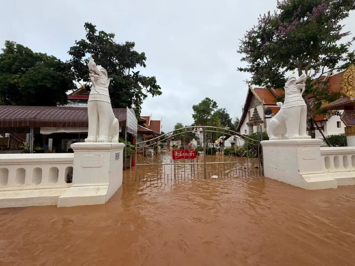 น้ำท่วมน่าน 2569 มวลน้ำทะลักเข้า 'วัดภูมินทร์' เตือนเหนือ รับมือฝนซ้ำ
