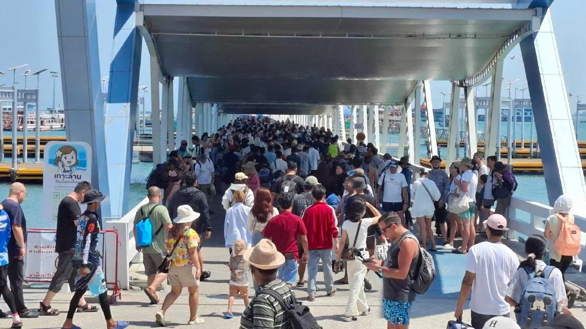 เมืองพัทยาเปิดโฉม “สะพานคลื่น” แหลมบาลีฮาย แลนด์มาร์กใหม่รับ MICE City