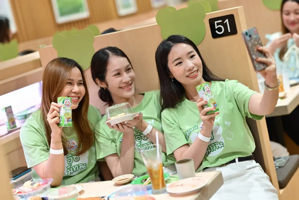 นมตราหมีเอ็นริช - Katsu Midori Sushi ส่งความอร่อยผ่าน 'นมหมี อีซี่มัทฉะ'
