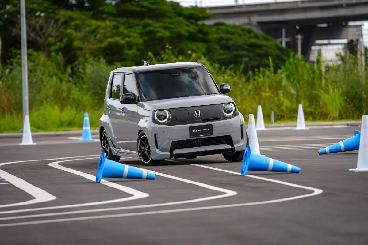 Honda Super-ONE  อีวี บอดี้  Kei Car ‘9.9 แสนบาท’ ขับกี่ครั้งก็สนุก