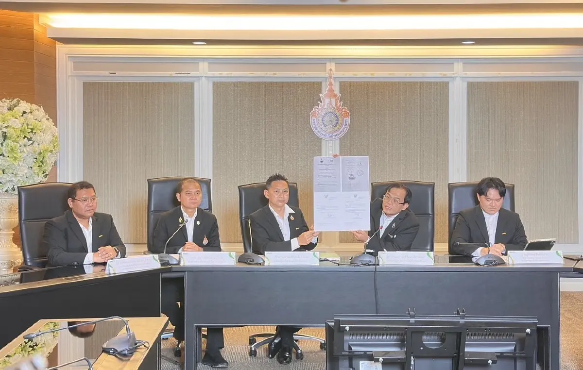 มทร.กรุงเทพ  ปัด MOU ปลอม-ฮั้วทุนจีน พร้อมเอาผิดเกรียนคีย์บอร์ด