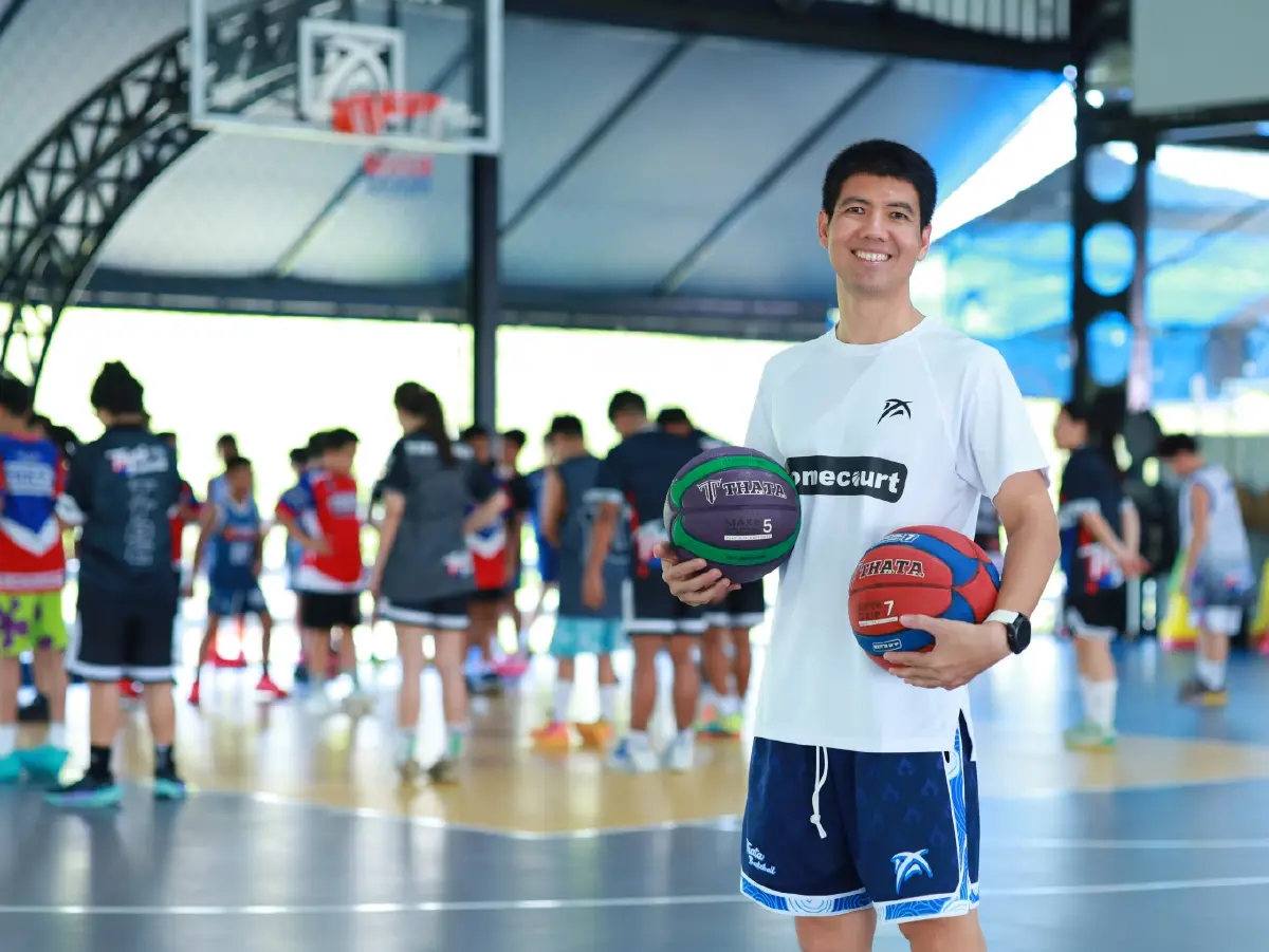 ‘THATA’ ธุรกิจบาสเกตบอลครบวงจร แบรนด์ถุงเท้าที่ต้องการสร้างแชมป์โลกจากชลบุรี 