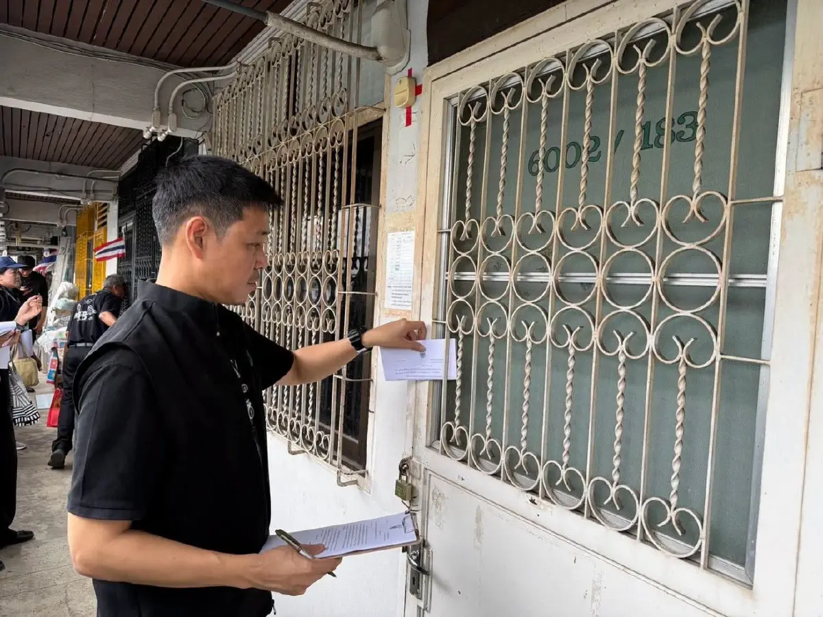 กทม. ลุยตรวจ 'บัตรชมพู' ครบ 50 เขต พบ 13 หลังพักหนาแน่น เตรียมสอบเชิงลึก