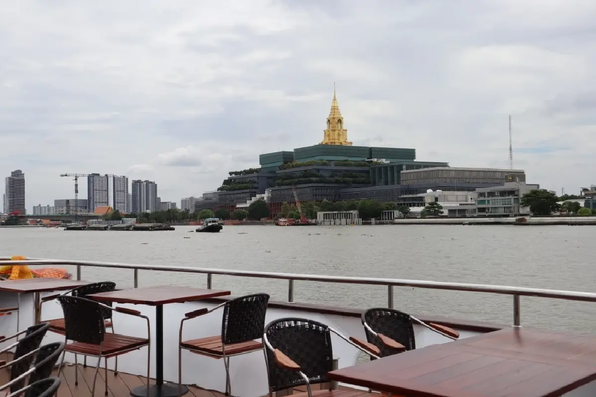 ล่องเรือ‘เพิร์ลบูติก’ ชมวิวเจ้าพระยา สโลว์ไลฟ์พร้อมมื้อกลางวัน