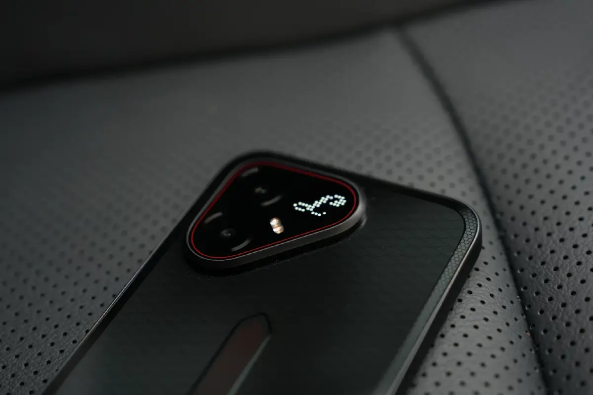 หมื่นกว่าก็มีลัมโบร์กินีได้ กับ 'TECNO POVA 8 PRO 5G Tonino Lamborghini Limited Edition'