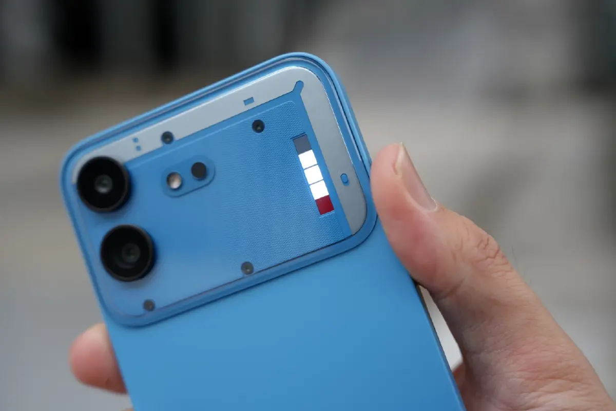 อินโทรเวิร์ตหนีไป! รีวิว Nothing Phone (4b) มือถือที่ใช้แล้วจะมีแต่คนทัก