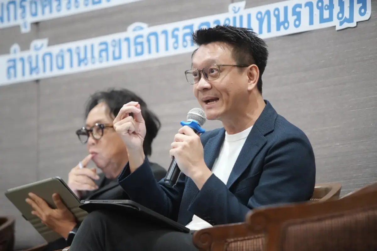 'ฝ่ายค้าน'ชำแหละ 'คดีโกง สว.-ระบบการเมือง' กินรวบประเทศ ยุค ปชต.ผีดิบ