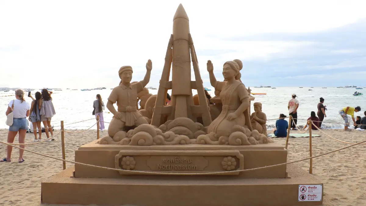 ชวนเที่ยว ‘ศิลปะทราย’ ริมชายหาดพัทยา Pattaya Sand and Art Festival 2026