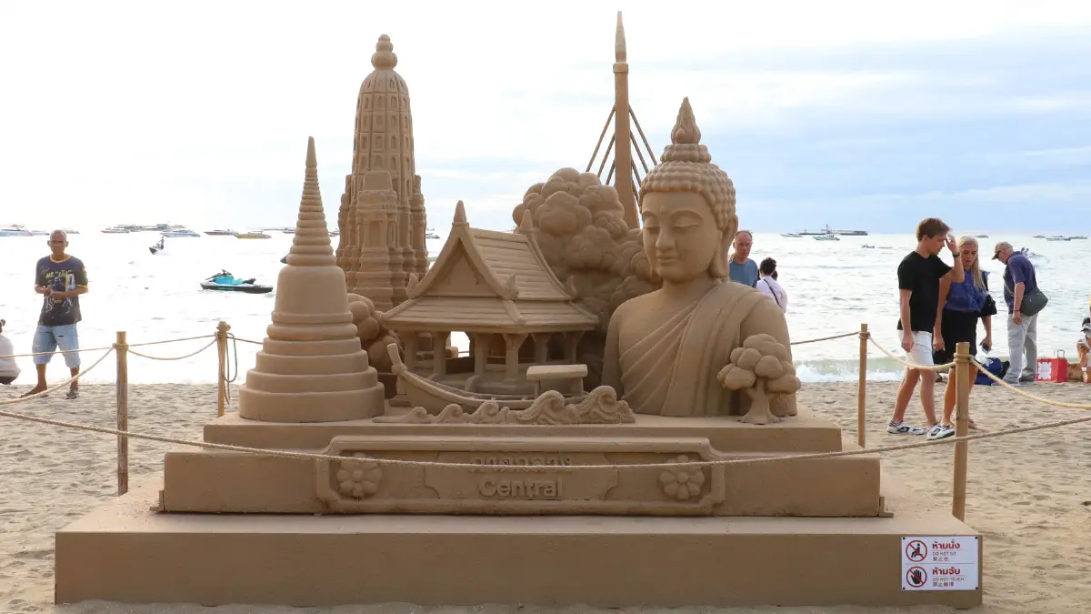 ชวนเที่ยว ‘ศิลปะทราย’ ริมชายหาดพัทยา Pattaya Sand and Art Festival 2026