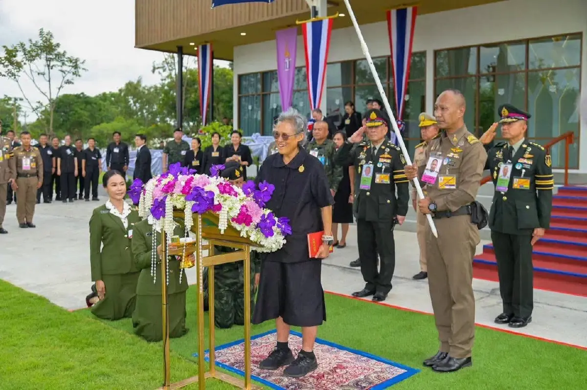 กรมสมเด็จพระเทพฯ พระราชทานกำลังใจ ญาติทหารเสียชีวิต บาดเจ็บ ชายแดนไทย-กัมพูชา