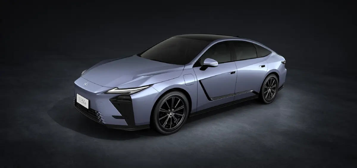 Lexus ES เจนฯ 8 ใหญ่ขึ้น โฉบเฉี่ยวขึ้น 2 ทางเลือก ‘ไฮบริด-EV’