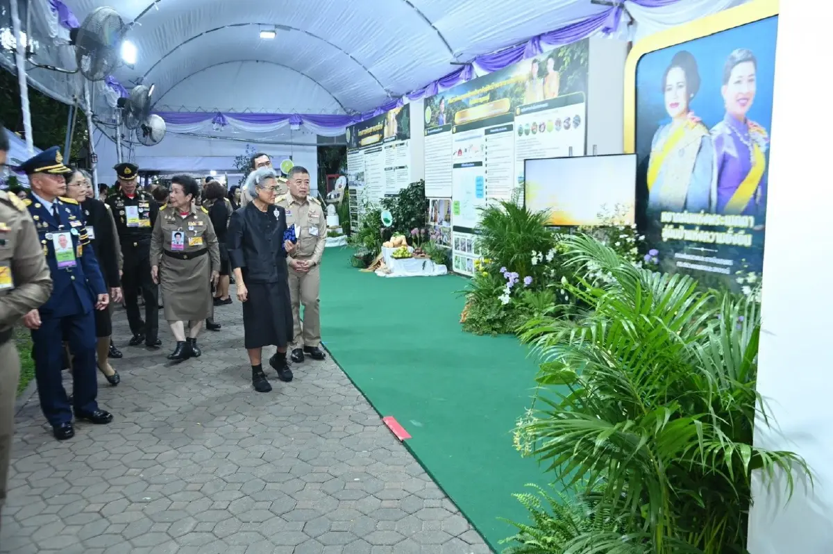 กรมสมเด็จพระเทพฯทรงเปิดงานสีสรรพรรณไม้สืบสานเกษตรยั่งยืน
