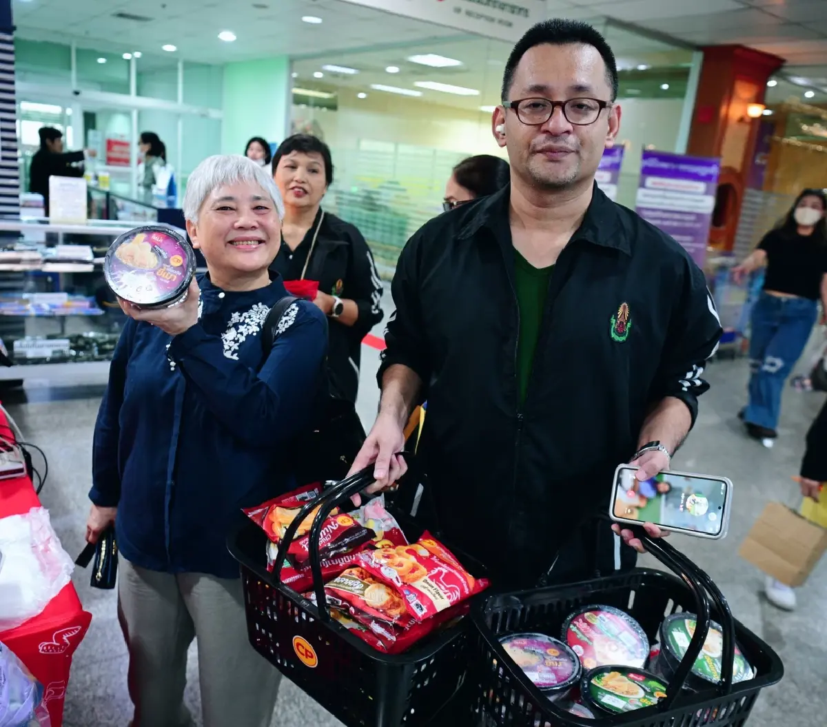 รพ.พระมงกุฎเกล้า – CPF ชวนส่งต่อ 'พลังแห่งการให้' สมทบทุนซื้ออุปกรณ์การแพทย์
