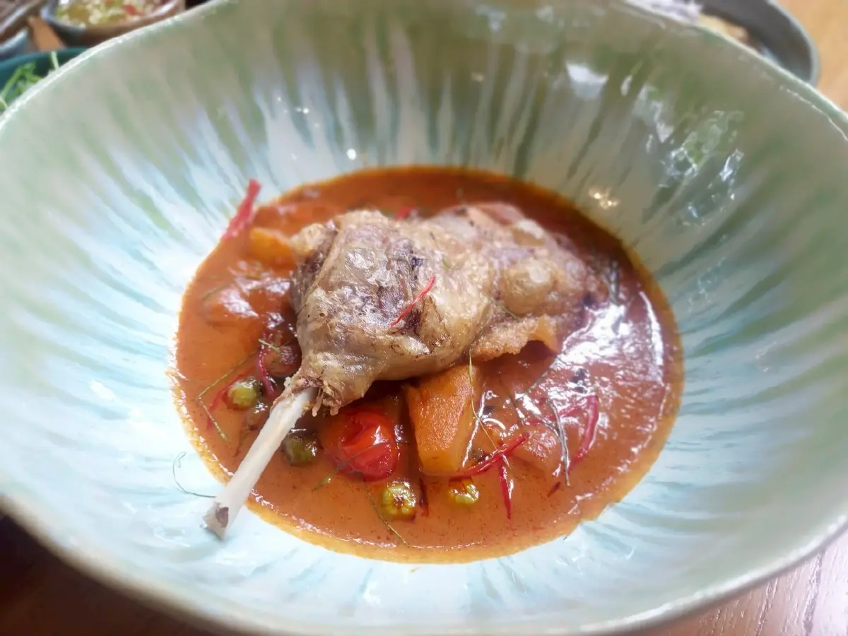เปิดใจ เชฟไก่ - ธนัญญา ไข่แก้ว เชฟกระทะเหล็กหญิงยืนหนึ่ง