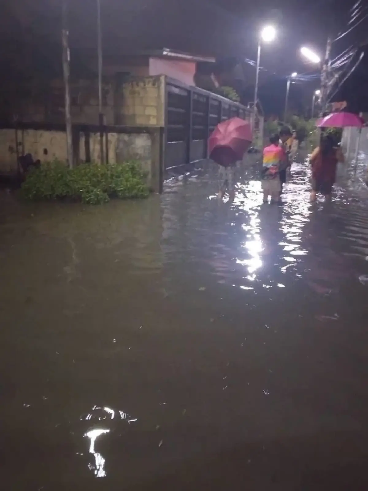 ฝนตกหนักตี 3 ส่งผลมวลน้ำป่าหลากท่วมเพชรบูรณ์กระจาย 5 ตำบลแล้ว