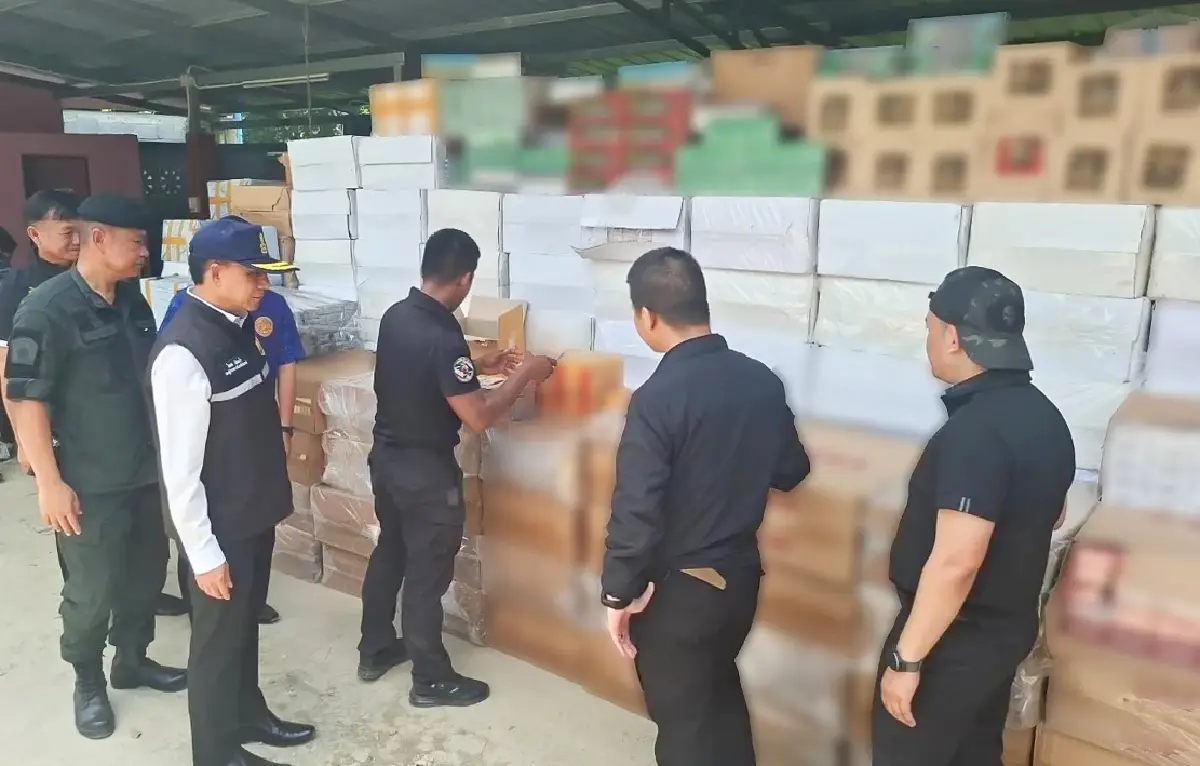 ‘สรรพสามิต’ ลุยปราบบุหรี่เถื่อนข้ามแดน สกัดลักลอบส่งน้ำมัน 6 หมื่นลิตร