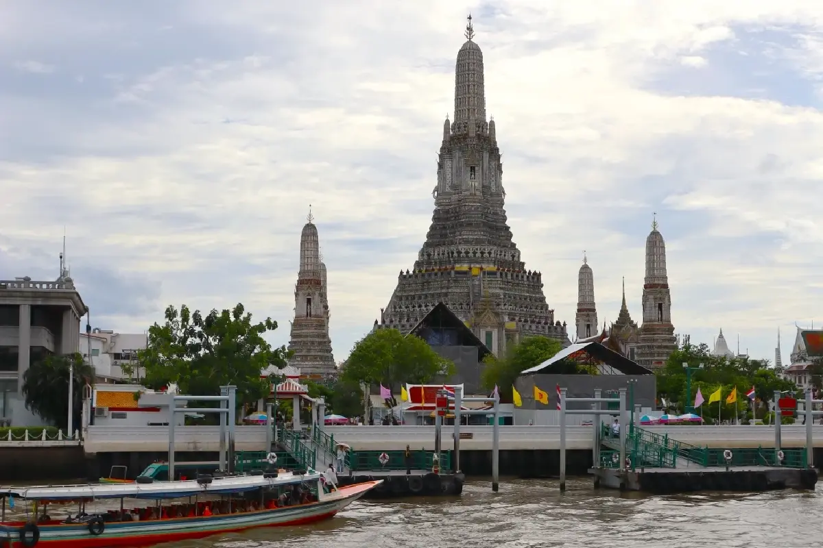 ล่องเรือ‘เพิร์ลบูติก’ ชมวิวเจ้าพระยา สโลว์ไลฟ์พร้อมมื้อกลางวัน
