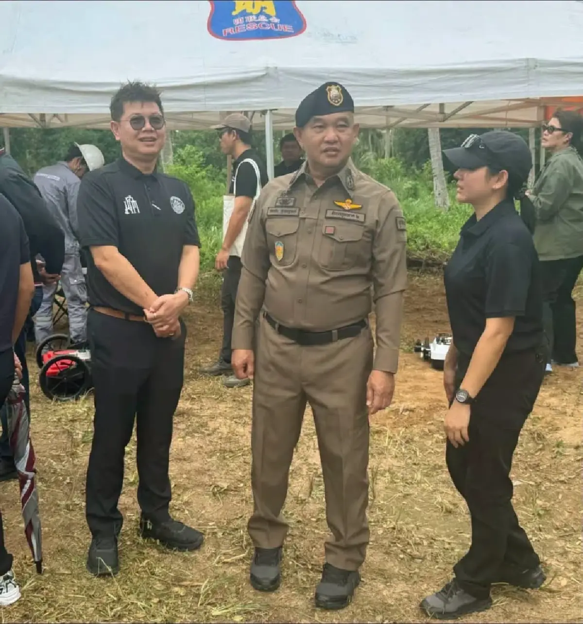 ตำรวจภาค 2 ใช้ GPR สแกนป่าชลบุรี หาร่าง-โครงกระดูกเพิ่ม ปมฆ่าฝังดิน 5 ศพ