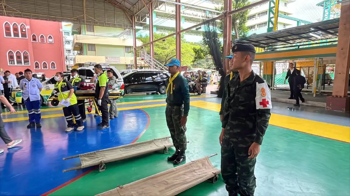 ทหารกองทัพภาค 1 จัดระเบียบพื้นที่กราดยิงรร.เทพศิรินทร์ นนทบุรี