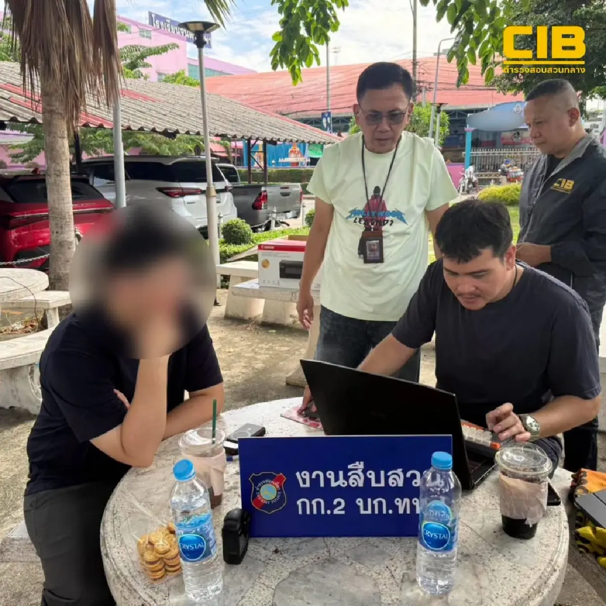 ร่วมกันฉ้อโกง เปิดบริษัทหลอกเหยื่ออื้อ บุกจับสาวแสบที่บางมด