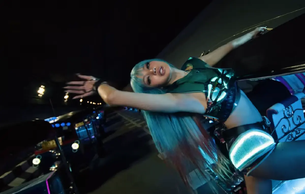 'ลิซ่า LISA' ปล่อย MV 'SaWaDiKa' ขน Soft Power ไทยกระแทกตาคนทั้งโลก
