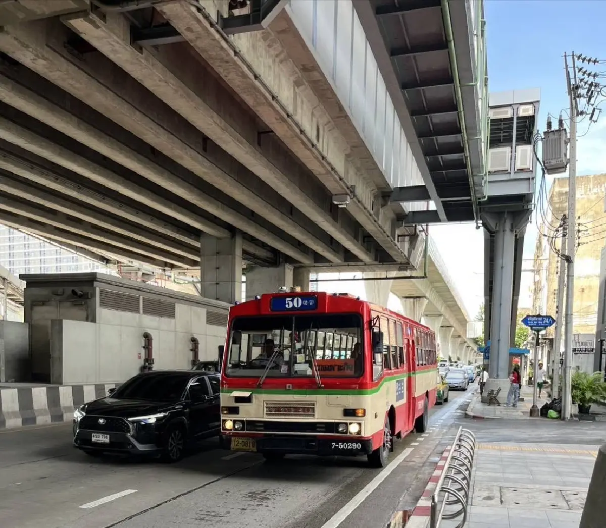 รฟม. เร่งแก้ไฟฟ้าลัดวงจร MRT สีน้ำเงิน ประสาน ขสมก.จัดรถเสริม
