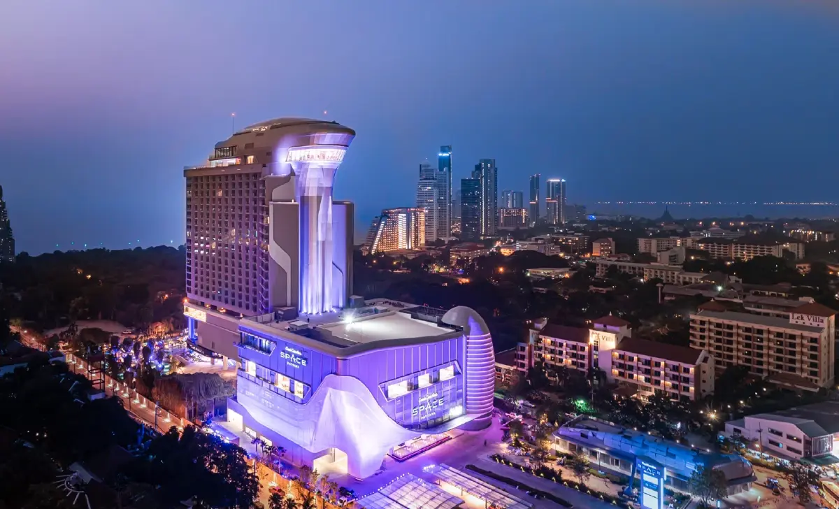 ‘LHMH’ เล็งปักธงโรงแรมใหม่ ‘ริมเจ้าพระยา’ ชี้ Tomorrowland ดันตลาดราคาห้อง ‘พัทยา’ พุ่ง 3 เท่า