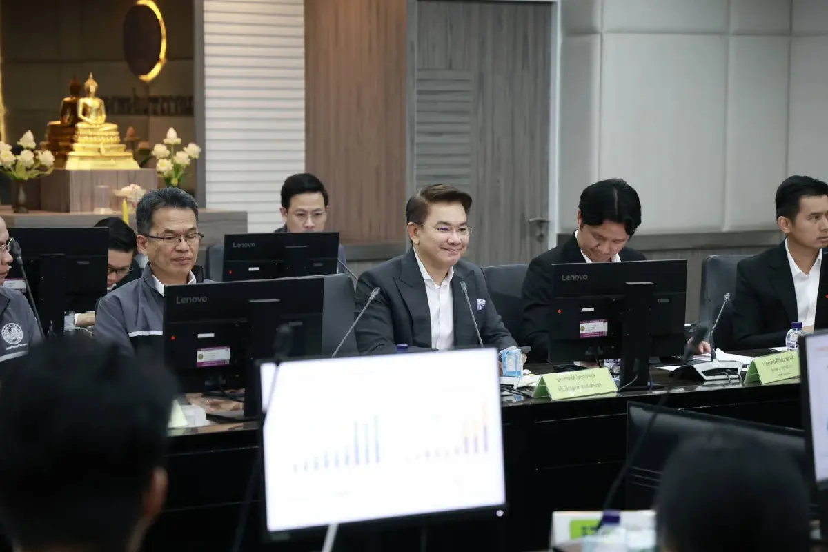 'คมนาคม' ลั่น 1 ต.ค.นี้ คุมเข้มแอปเรียกรถ ชู 'สมุดพก App' ตัดคะแนน
