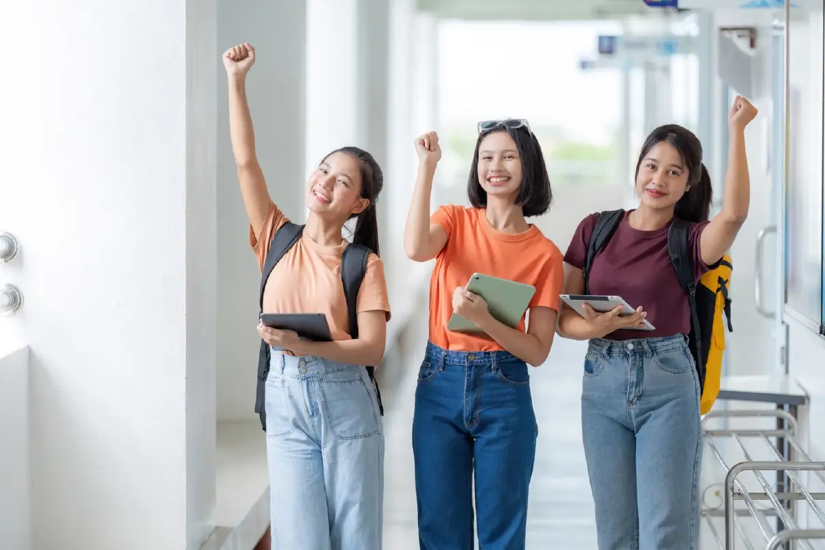 8 ข้อเสนอ แก้ปัญหาช่องว่าง ‘พลังเยาวชนกับโอกาสที่ยังไปไม่ถึง’