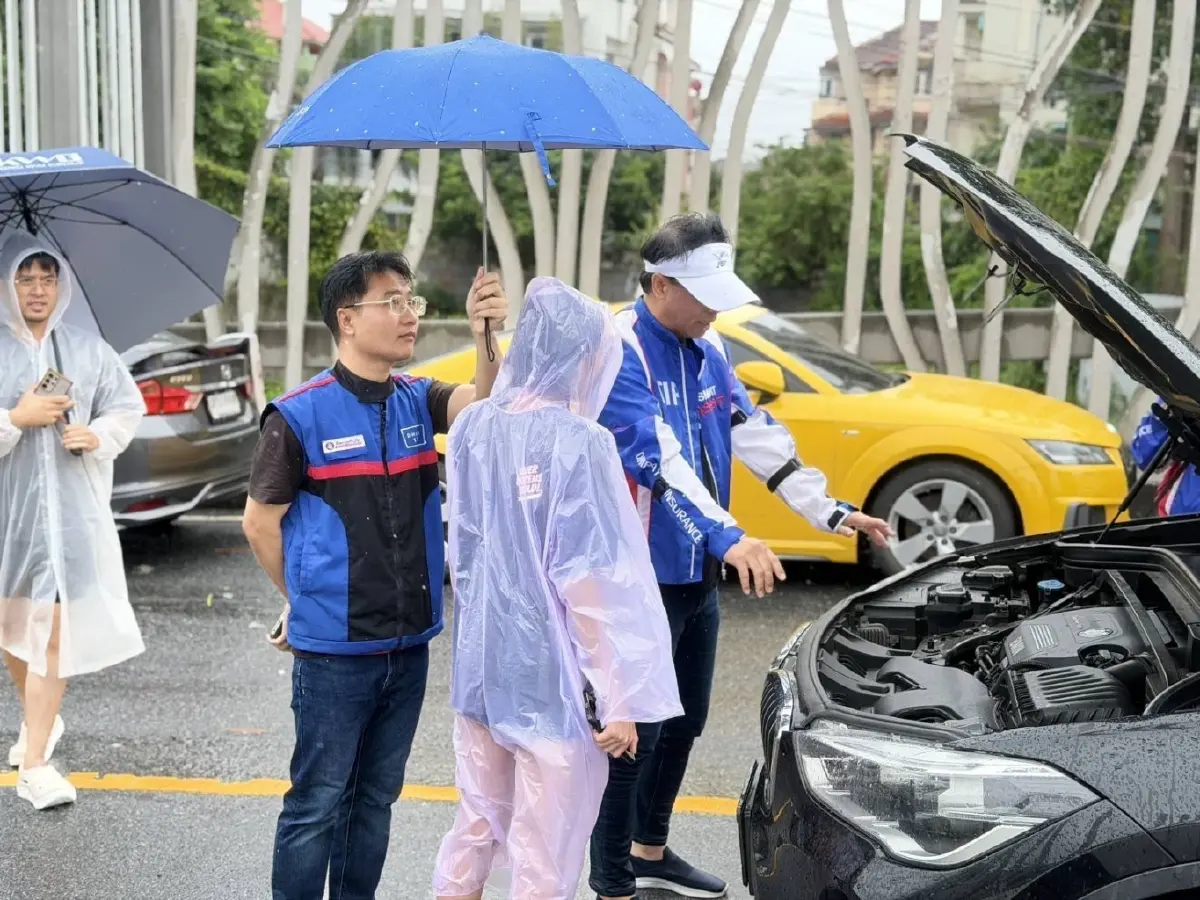 ทิพยประกันภัย ส่งทีม TIP Smart Assist ช่วยเหลือผู้ประสบภัยน้ำท่วมในหลายพื้นที่