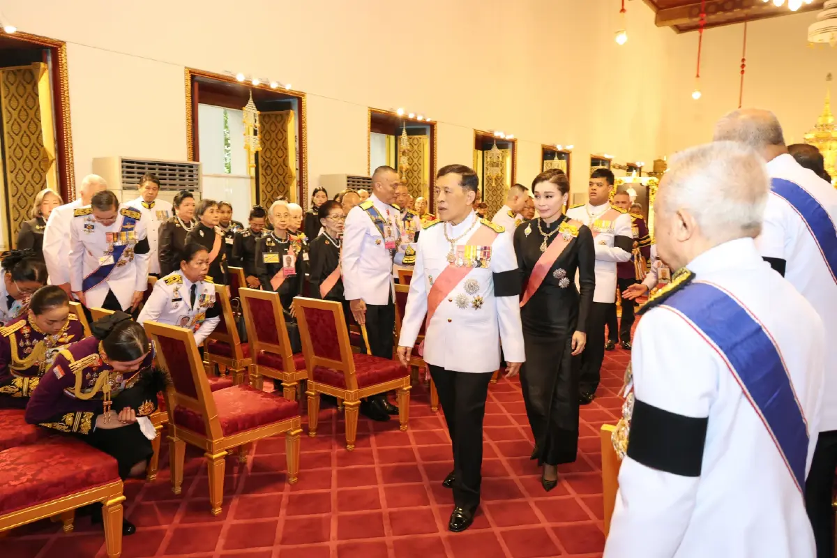 ในหลวง-พระราชินี ทรงบำเพ็ญพระราชกุศลสตมวาร 100 วัน 'เจ้าฟ้าพัชรกิติยาภาฯ'
