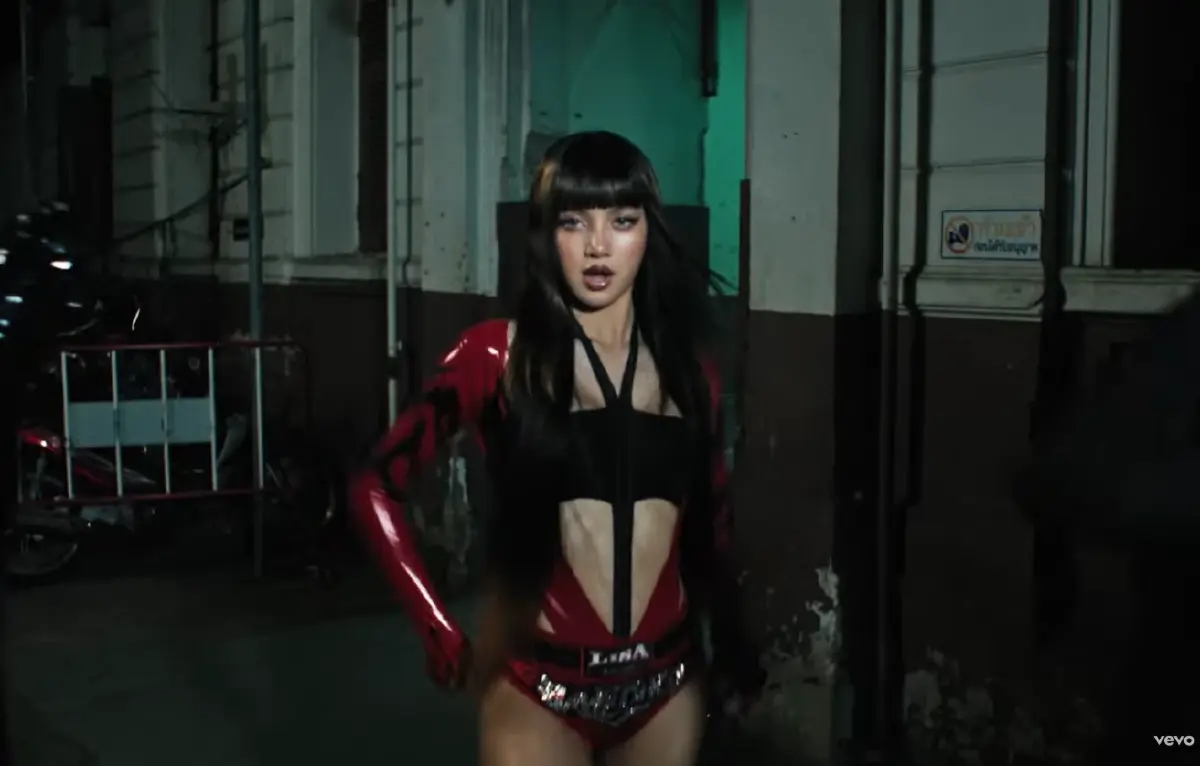 'ลิซ่า LISA' ปล่อย MV 'SaWaDiKa' ขน Soft Power ไทยกระแทกตาคนทั้งโลก