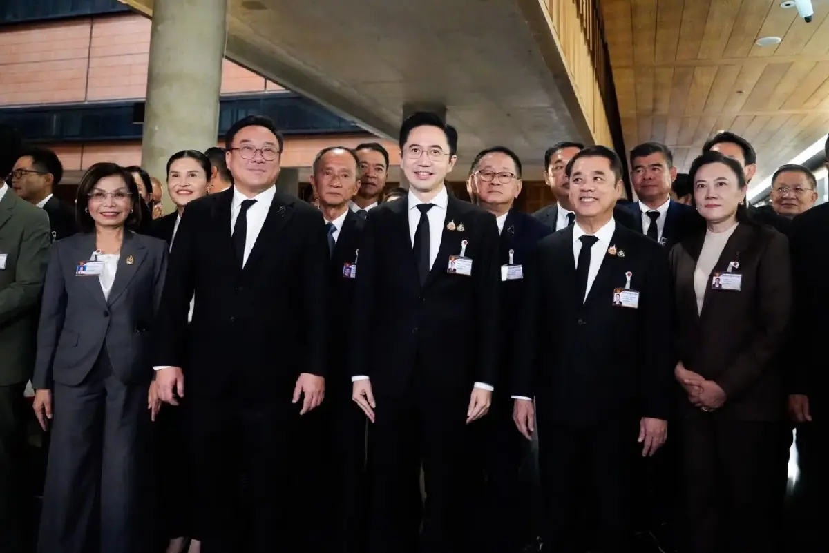 พลังเงียบเขย่าแต้ม ‘3 ก๊ก’ ภท.ร่วงหนัก-พท.รอฟื้นถอนรัฐบาล