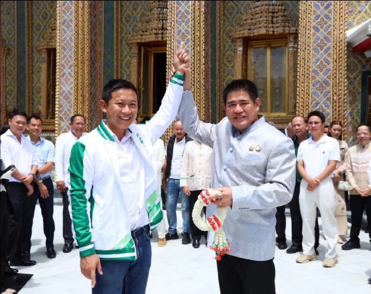 'เอกราช' พลิกชะตา 'น้ำเงิน' เดิมพัน 'จงอางอีสาน' ยึด อบจ.ขอนแก่น